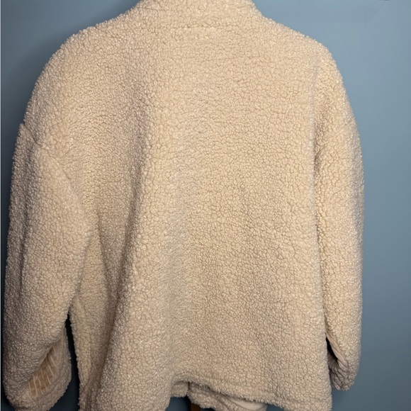 Blank NYC Cream Teddy Jacket Oversized Fit - Picture 6 of 6